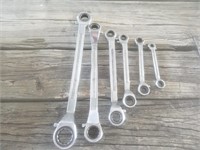 Ratcheting boxed end wrenches standard