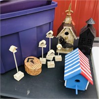 Tote of bird house decorations
