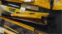 Roughneck Manual Log Splitter
