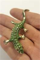 Vintage green painted gecko lizard brooch