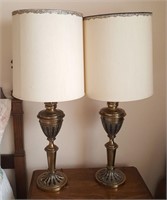 816 - EXQUISITE PAIR OF MATCHING TABLE LAMPS