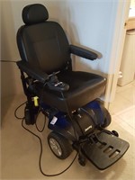 SELECT ELITE ELECTRIC WHEELCHAIR (DOESN'T WORK)