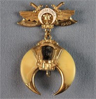 Yellow Gold & Tiger Claw Shriners Pin, 1950