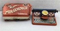 Vtg Mickey Mouse Fan Club typewriter w/ original