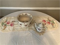 Arthur Wood Porcelain Chamber Pot, Teapot & More