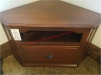 Corner TV stand w/drawer