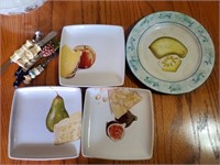 4pc Snack Plates, Spreaders