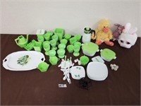 Vintage toys. Dish set and stuffies