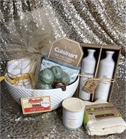 Fall Kitchen Basket with Riesbeck's $300 gift card