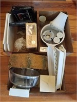 3 boxes of miscellaneous decorative items