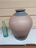 Pottery vase