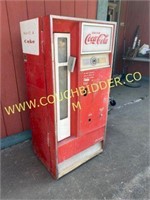 Antique cavalier Coca Cola bottle machine