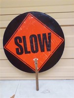 Stop /slow sign