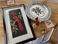 FRAMED FEATHERED BIRD PICTURE - CARDINAL PLATE