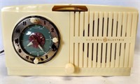 General Electric Model 516F Tube Radio