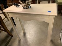 CREAM PAINTED SIDE TABLE