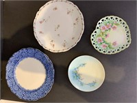 Set of 4 ceramic plates