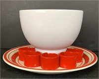 Red/White Plate w/ Large Bowl & 5 Napkin Rings