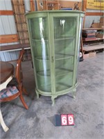 GREEN BOW FRONT CHINA CABINET WITH WOOD