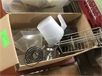 Box of kitchen cookware’s