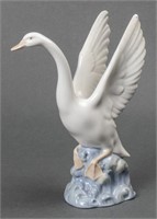 Spanish Nao By Lladro Porcelain Swan