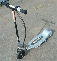 Razor E125 Scooter