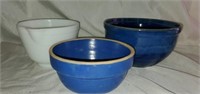 Lot of 3 Vintage Pottery & Glass Kitchen Bowls