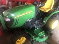 John Deere Garden tractor model 2320  4 wd.