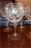 6 Crystal Wine Glasses