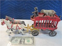 Vtg Cast Iron OVERLAND CIRCUS Wagon Horses AS IS