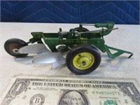 Early JOHN DEERE 7" Disc Metal Tractor Attachment