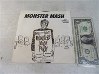 45 Record MONSTER MASH w/ Dust Jacket