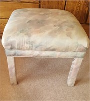 814 - UPHOLSTERED FOOT STOOL