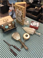 ASSORTMENT OF VINTAGE LADIES PRODUCTS