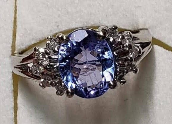 Vic's *NO RESERVE* Fine Jewelry and Estate Finds Auction