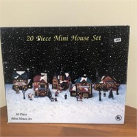 20 Piece Mini Christmas House Set in Box