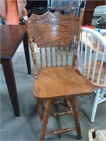 Swivel oak stool