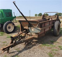 New Idea Manure Spreader pto driven