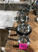 6 pc Stainless Steel Pots & Pans