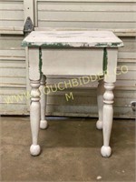 Green Chippy Side Table