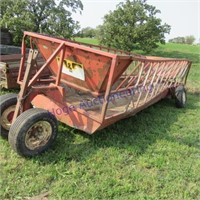 H&S portable hay feeder, axle bent