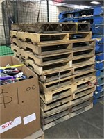 Lot of 12 good clean wood pallets