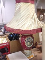 Victorian style lamp with cool finial