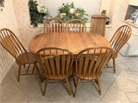Vintage Oak Table & 6 Chairs