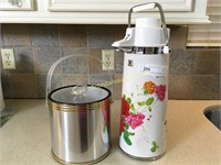 Insulated Pump Pot Beverage Dispenser and Ice
