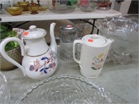 3 PC GROUP LOT W/ 2 TEAPOTS