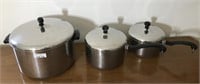 Farberware Pots with Lids