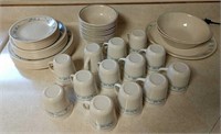 set of corelle by Corning service of 12