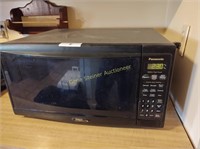 Microwave 18''x22'' 12'' Tall