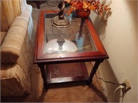 End Table 21''x27'' 20''tall